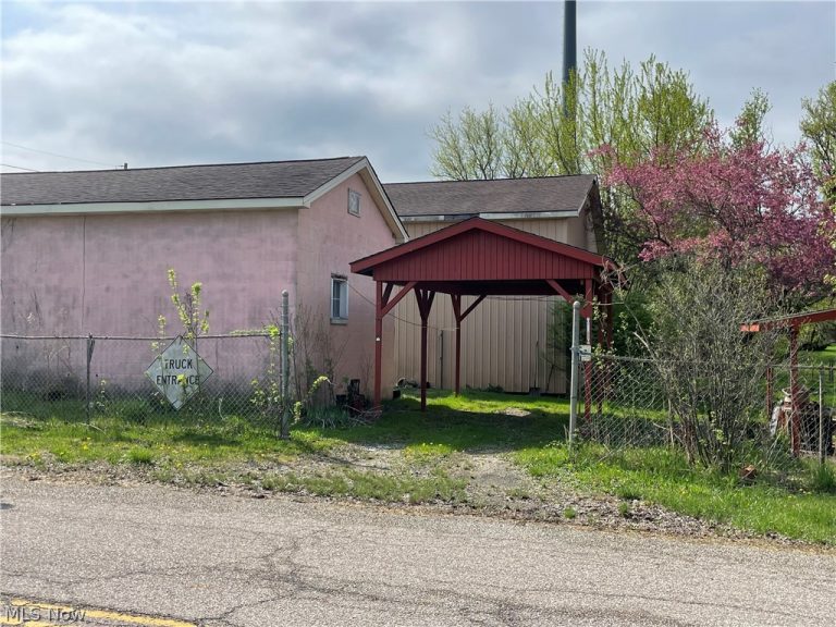 15571 Berlin Station Road, Berlin Center, OH - Photo 4