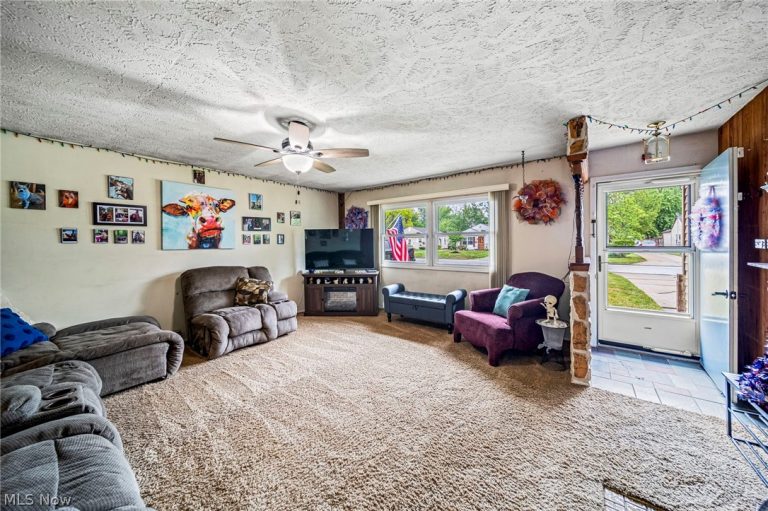 5026 Glenn Lodge Drive, Mentor, OH - Photo 5