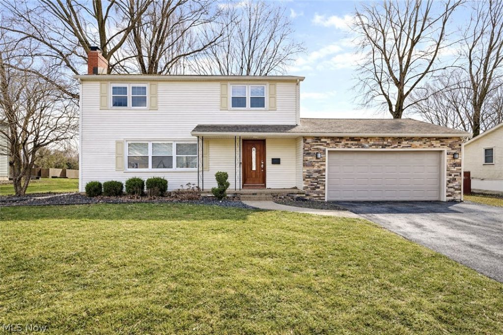 409 Melbourne Avenue, Boardman, OH