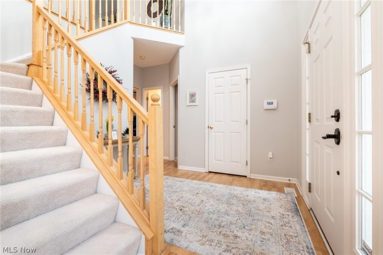 2703 Walton Boulevard, Twinsburg, OH - Photo 4