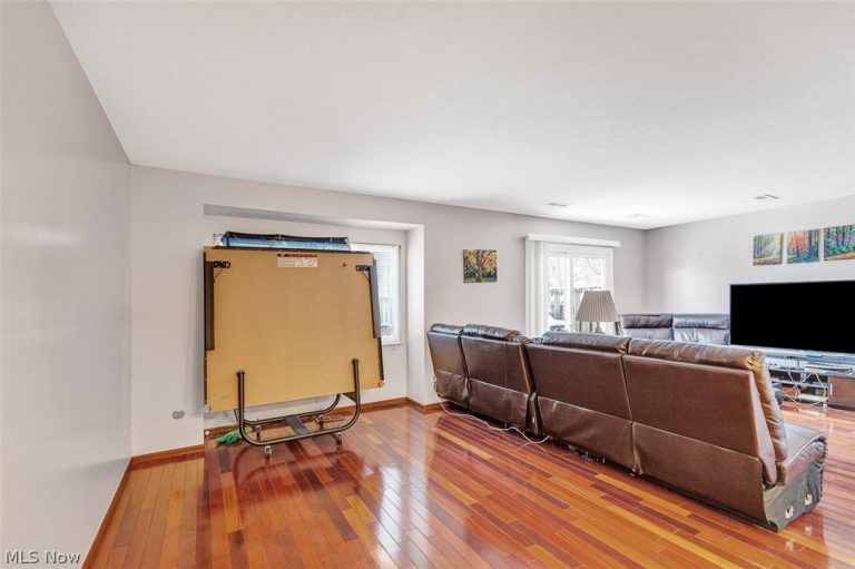 1689 Walnut Lane #5, Rocky River, OH - Photo 5