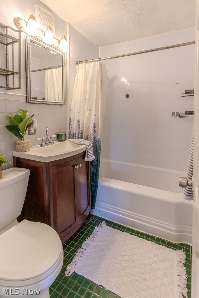 1582 Evergreen Avenue, Akron, OH - Photo 4