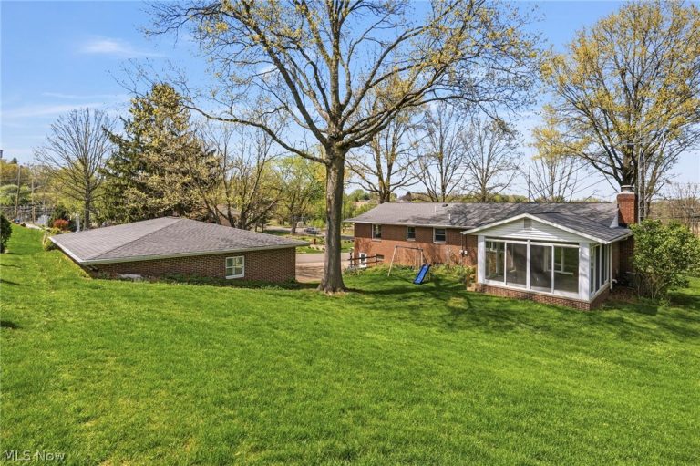 2430 Easton Street, Canton, OH - Photo 4