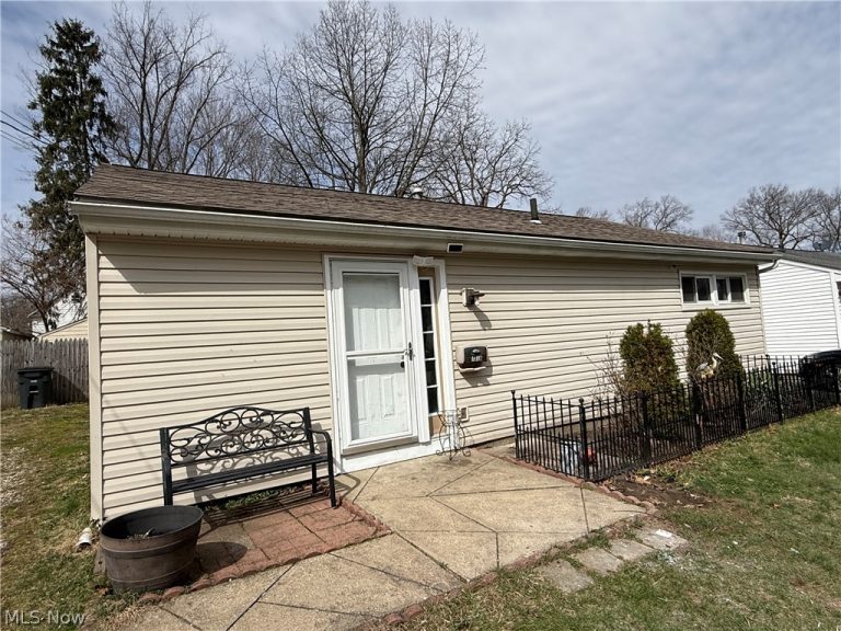 1316 Linden Avenue, Akron, OH - Photo 3