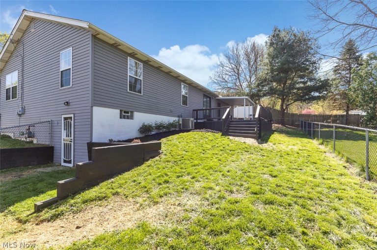 23 Shanafelt Avenue, Tallmadge, OH - Photo 2