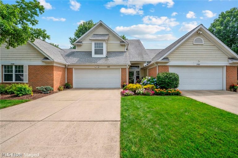 2564 Woodruff Court, Westlake, OH - Photo 2