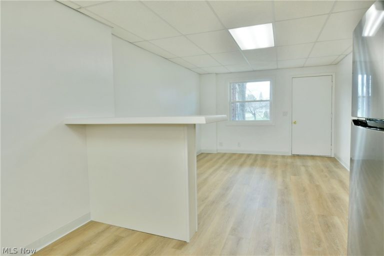 401 Williams Street, Niles, OH - Photo 8