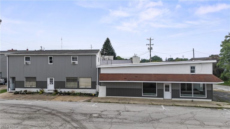 41 Railroad Street, New London, OH - Photo 5