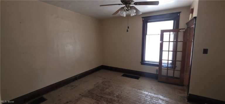 813 5th Street, Toronto, OH - Photo 2
