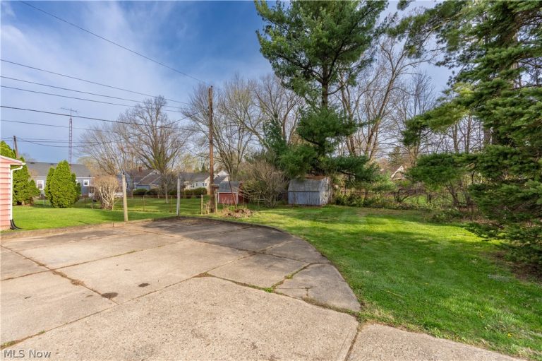 263 Everhard Road, North Canton, OH - Photo 6