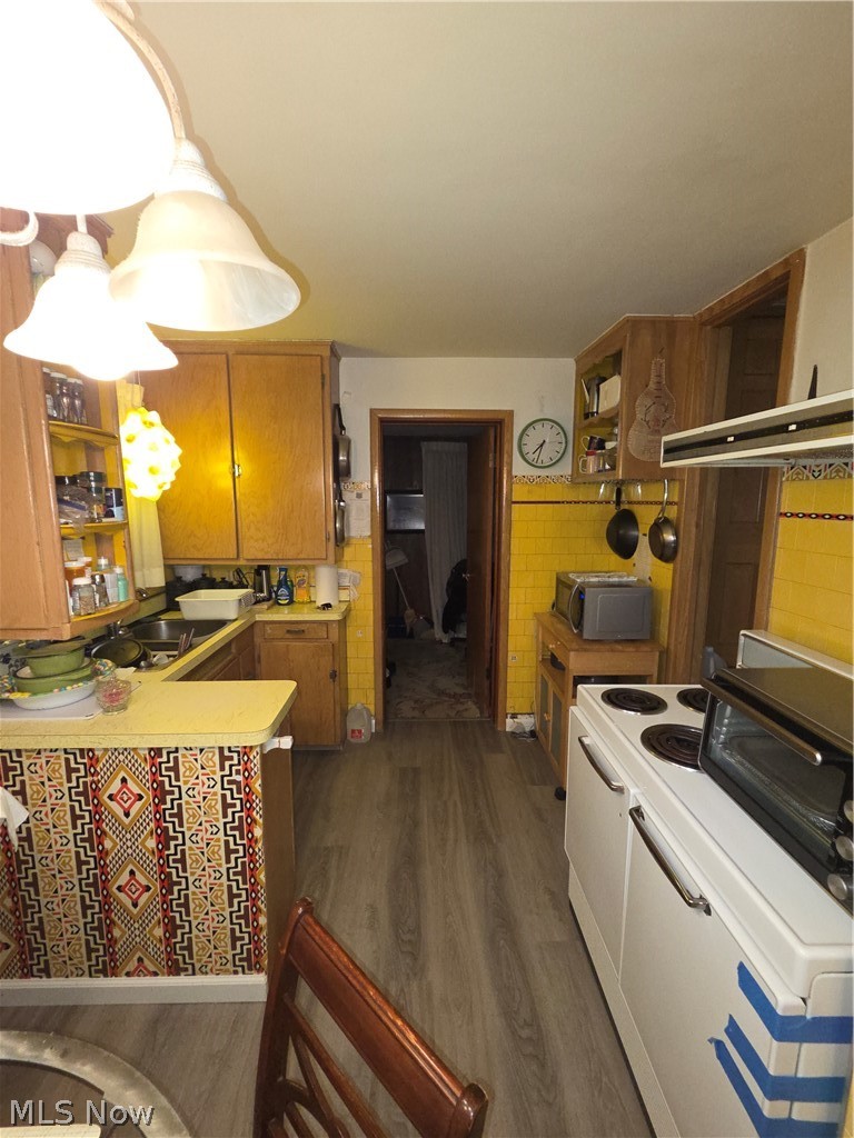 16305 Eldamere Avenue, Cleveland, OH - Photo 5