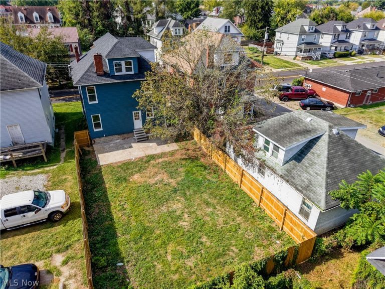 1425 23rd Street, Parkersburg, WV - Photo 3