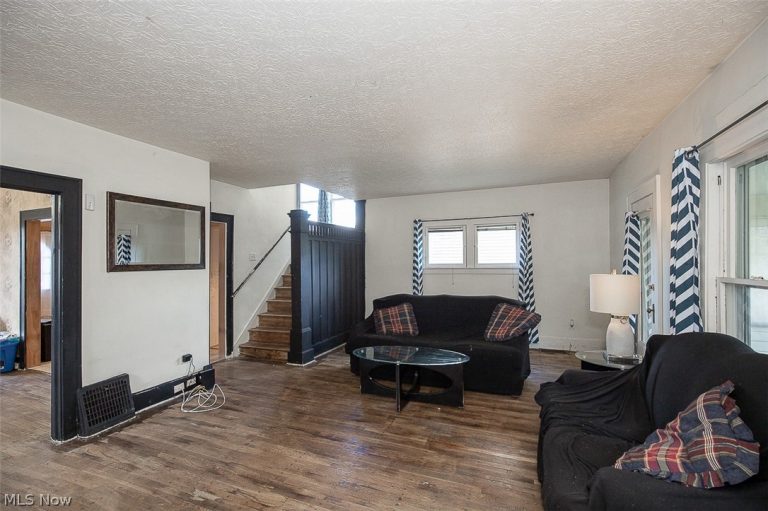 962 Woodward Avenue, Akron, OH - Photo 3