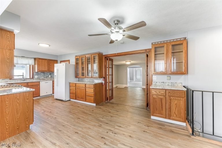 85 Maple Drive, Hudson, OH - Photo 8