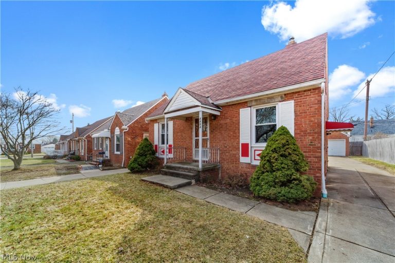 4484 57th Street, Cleveland, OH - Photo 2