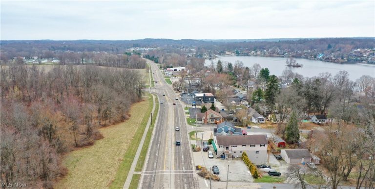 3204 Main Street, Akron, OH - Photo 4