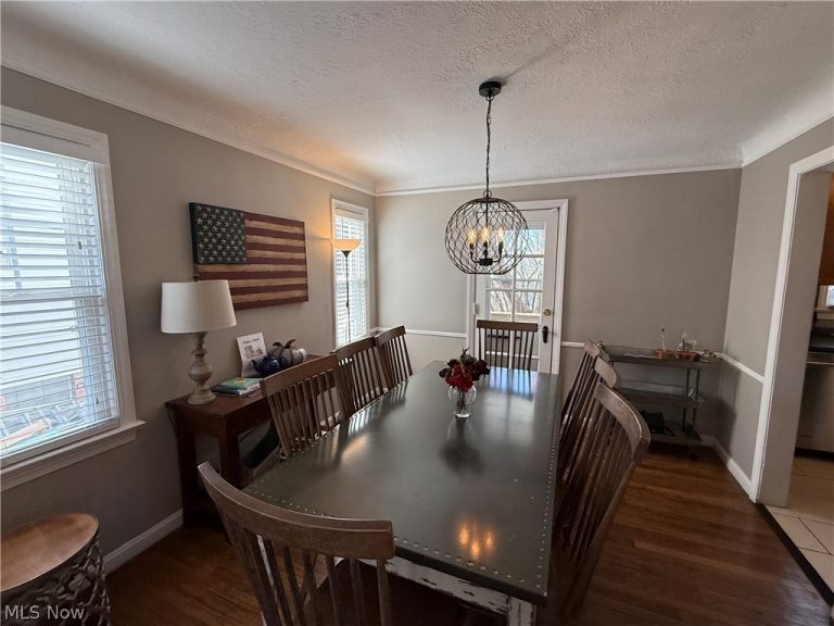 1924 Powell Avenue, Cleveland Heights, OH - Photo 5