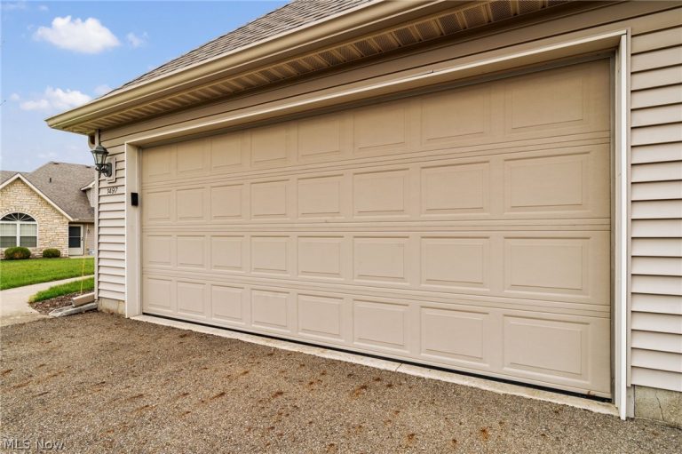 1497 Tylers Mill Lane, Massillon, OH - Photo 5