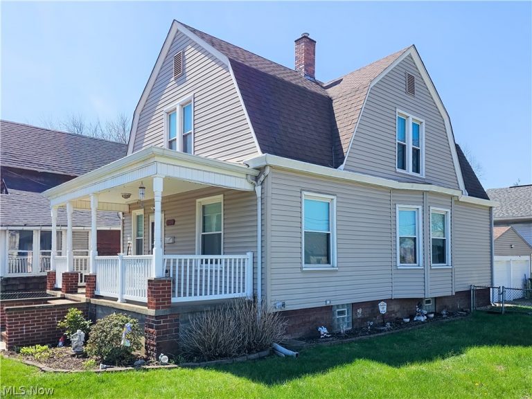 203 Harrison Avenue, Canton, OH - Photo 4