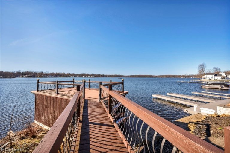 4786 Bickford Avenue, Akron, OH - Photo 5