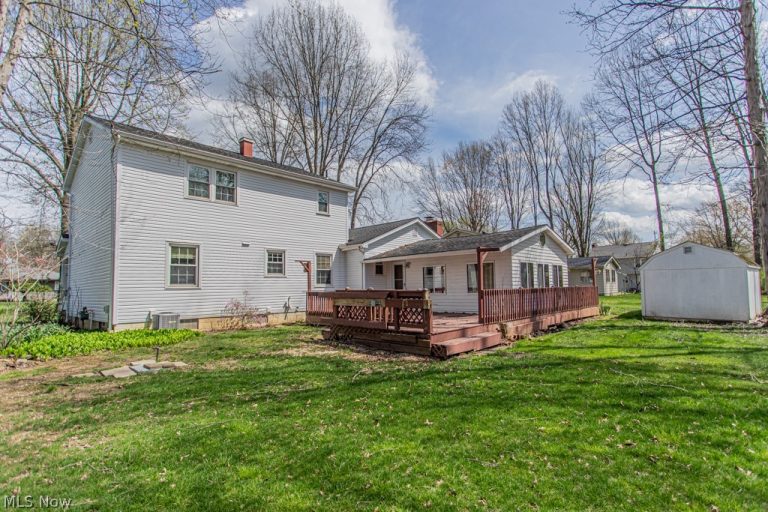 733 Squirrel Hill Court, Boardman, OH - Photo 4