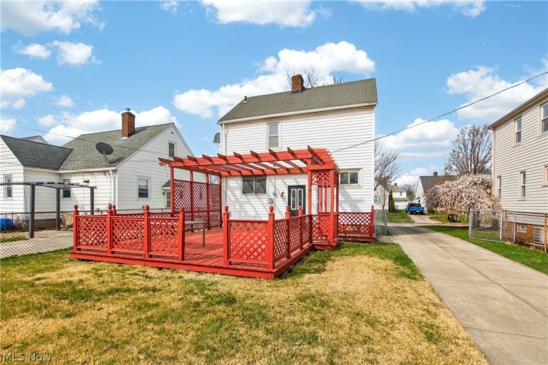 3145 138th Street, Cleveland, OH - Photo 6