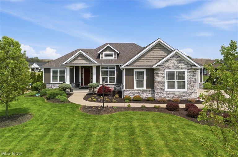 8872 Scotsbury Glen Street, Massillon, OH, 44646