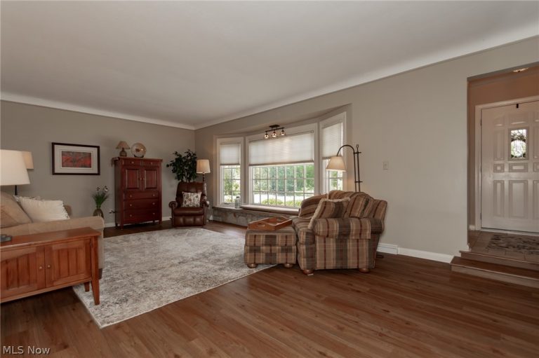 7761 Fairlawn Drive, Mentor, OH - Photo 8