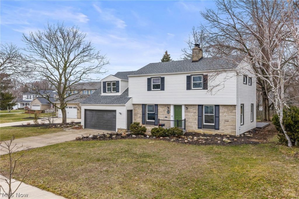 20200 Kramer Drive, Rocky River, OH