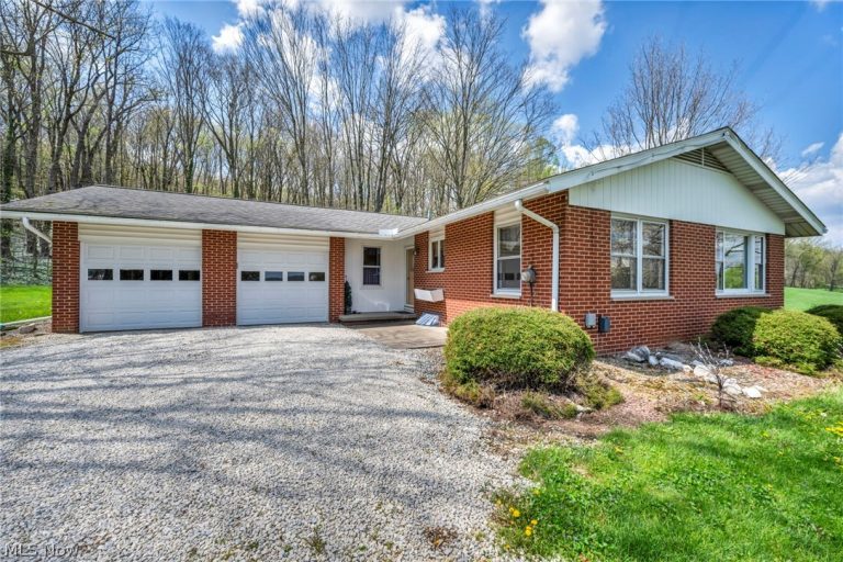 9400 Mennonite Road, Wadsworth, OH, 44281