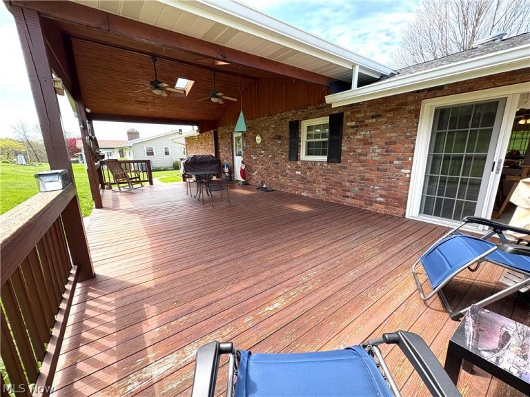 67541 Almar Lane, St Clairsville, OH - Photo 8