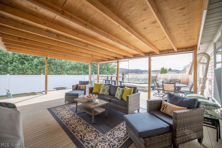 316 Creekside Road, New Philadelphia, OH - Photo 5