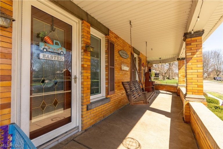 1202 Wooster Avenue, Dover, OH - Photo 4