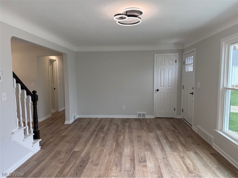 28973 Blissfield Drive, Willowick, OH - Photo 3