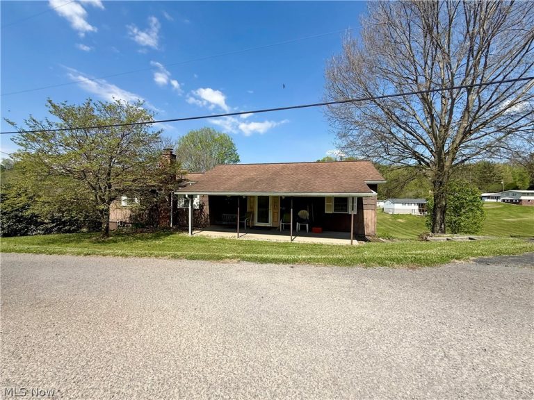 107 Melody Lane, Bridgeport, WV, 26431