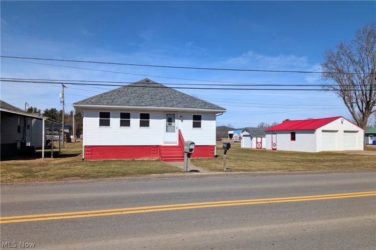 7538 Wolfes Crossing Road, Gnadenhutten, OH, 44629