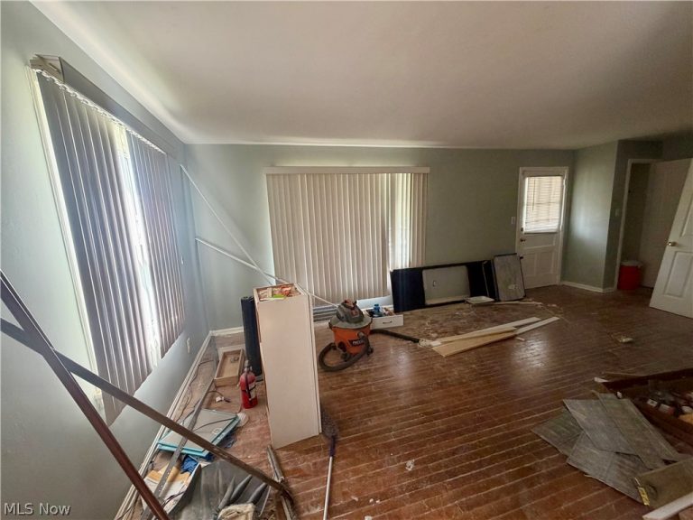 3813 143rd Street, Cleveland, OH - Photo 6