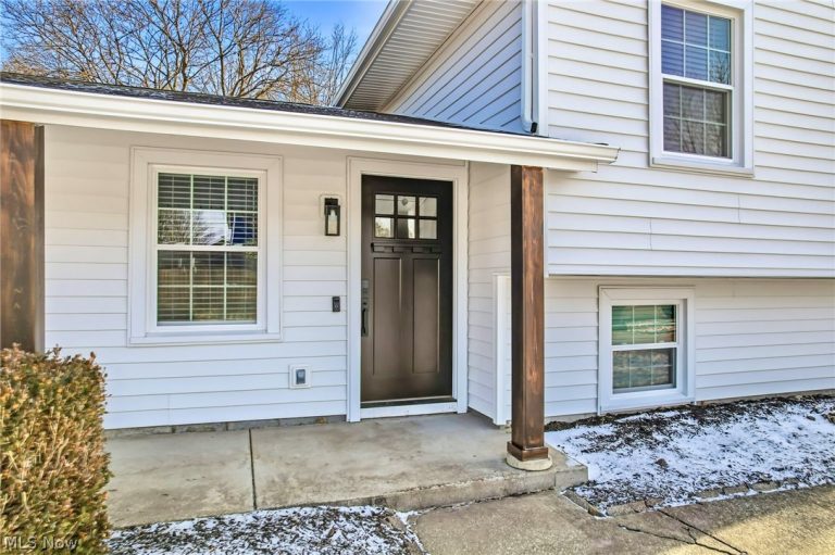 325 Nebraska Avenue, McDonald, OH - Photo 5