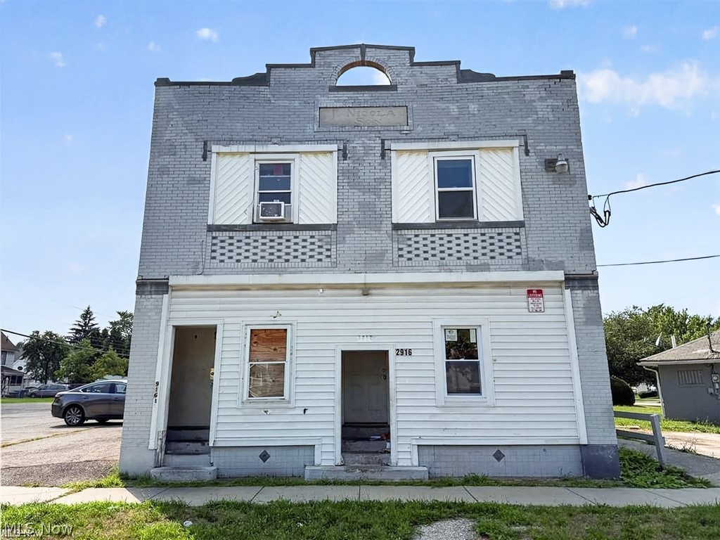 2914-2916 Seneca Avenue, Lorain, OH