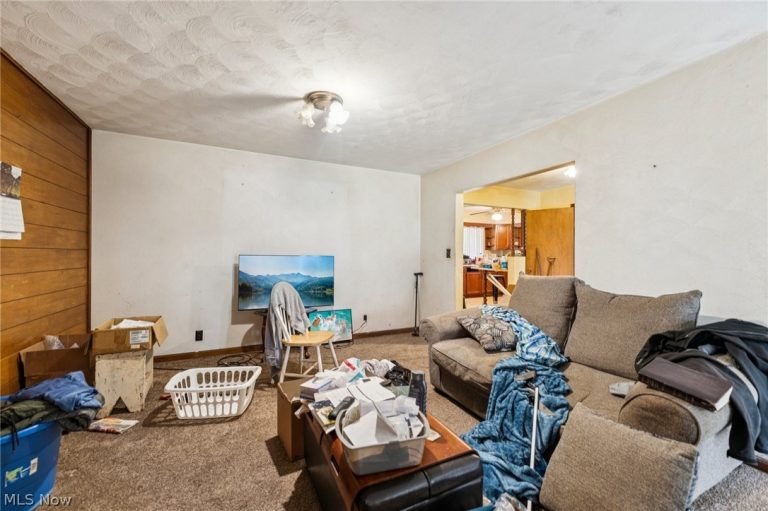 2726 Beck Street, Warren, OH - Photo 6