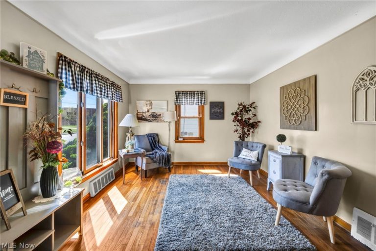 934 220th Street, Euclid, OH - Photo 8