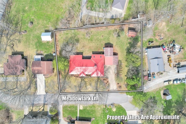 44208 Meadowlark Lane, Cadiz, OH - Photo 3