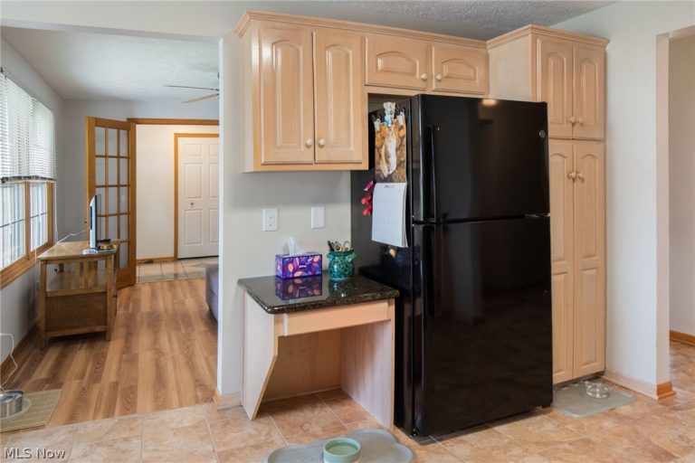 11183 Bloom Road, Garrettsville, OH - Photo 8