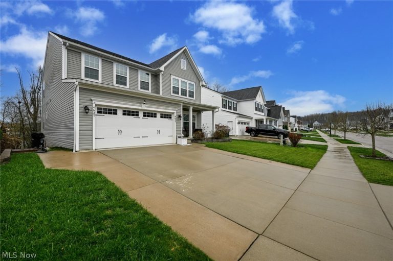 4627 Pebble Creek Court, Peninsula, OH - Photo 3