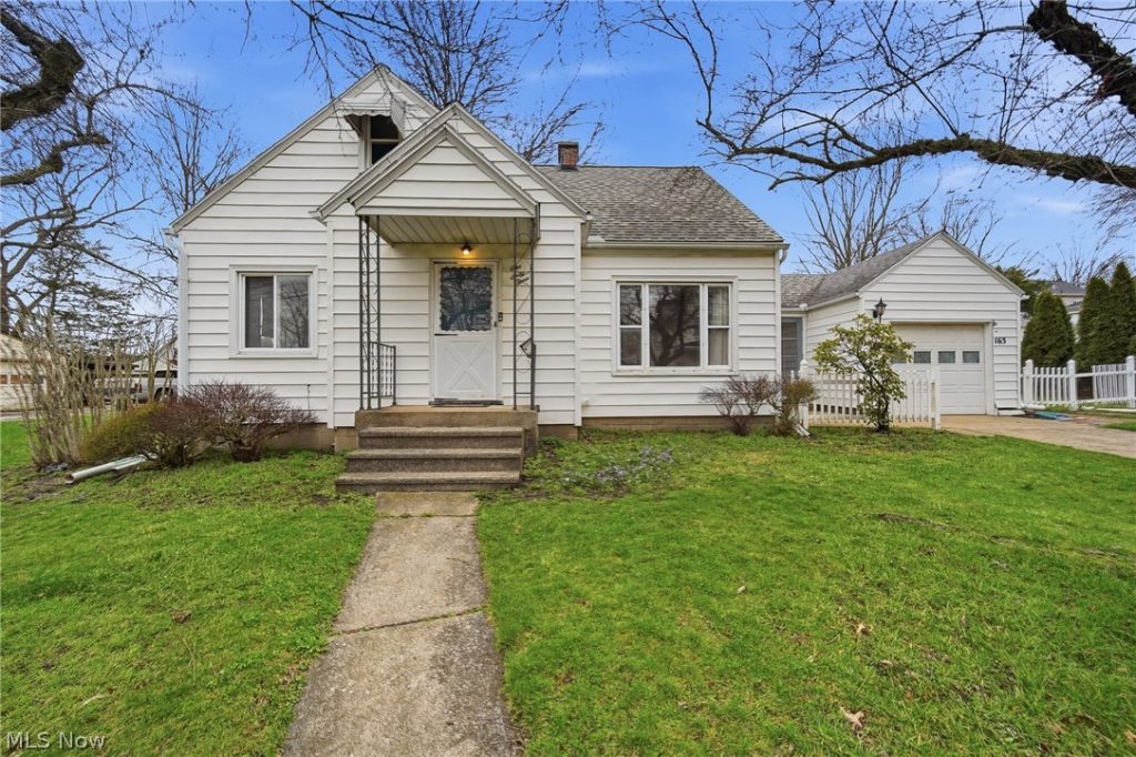 163 Ford Avenue, Barberton, OH