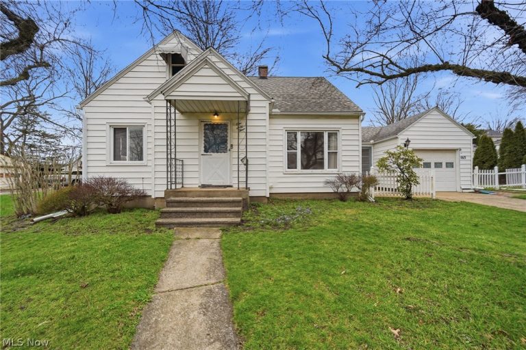 163 Ford Avenue, Barberton, OH, 44203