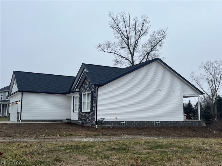 4716 Stevie Avenue, Massillon, OH - Photo 4