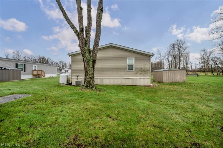 863 Peru Olena Road #23, Norwalk, OH - Photo 6