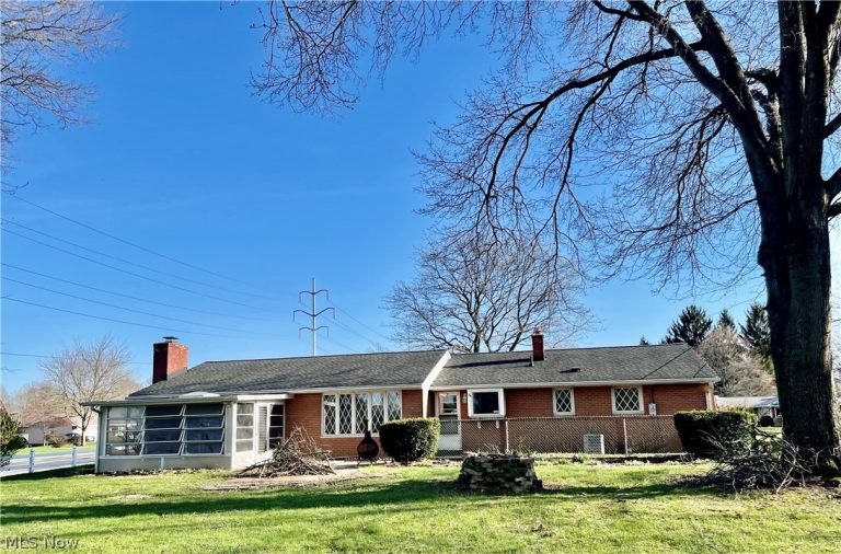 4805 Lawndale Street, Canton, OH - Photo 3