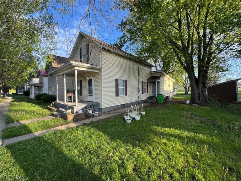 507 Washington Street, Dover, OH - Photo 3